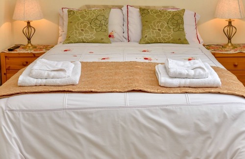Carlisle House | The Warren Guest House