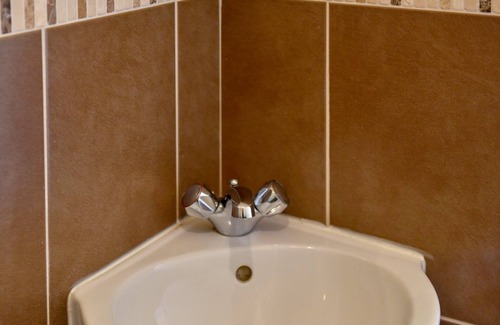 Carlisle House | The Warren Guest House