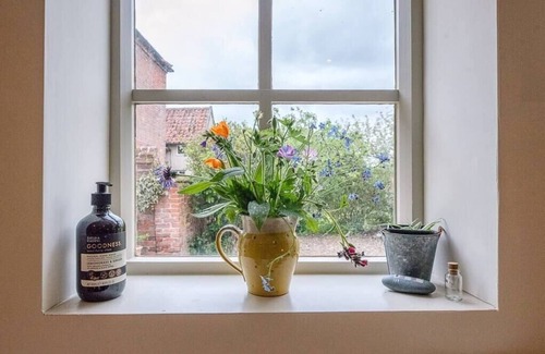 Saxmundham House | The Wash House, Middleton