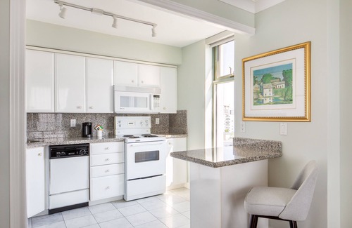 Port Credit Hotel | The Waterside Inn