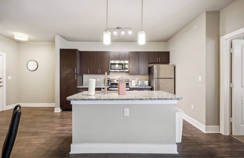 South Arlington Apartment | The Watson 149 I Spacious 1 Bed 1Bath