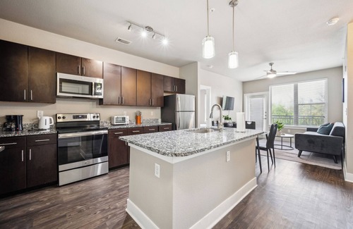 South Arlington Apartment | The Watson 264 I Comfy 2 Bed 1 Bath