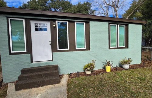 Southeast Pensacola Apartment | The Wave - Chill Spotnnn