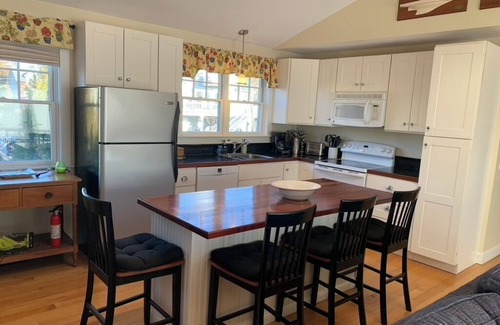 Jamestown Apartment | The Waves® Carriage House ApartmentnSpecial Off-Season Package Oct - May
