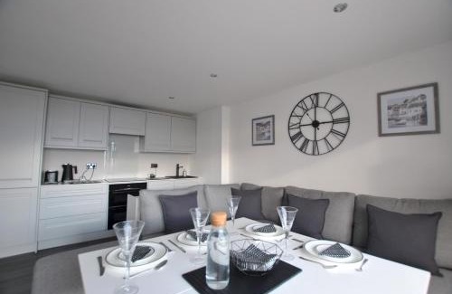 Anstruther House | The Wendy House-seafront cottage incredible views