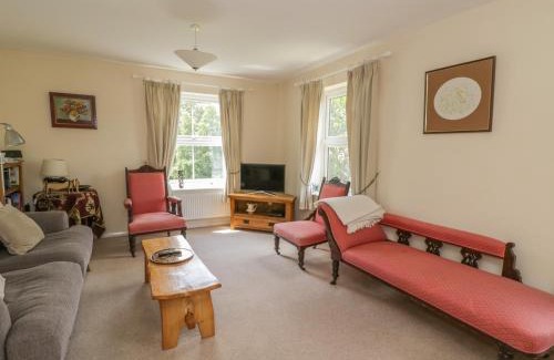 Wells Apartment | The Wesley Apartment