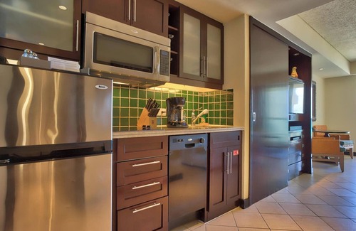 La Isla Resort | The Westin Lagunamar Ocean Resort Beachfront Studio