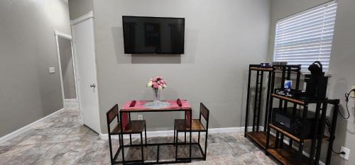 Norman Bed & Breakfast | The Whispering Pines Inn