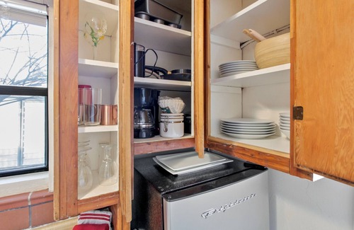 West Colfax House | The Whistle Stop Tiny House- Close to Downtown, light rail, Sloans Lake