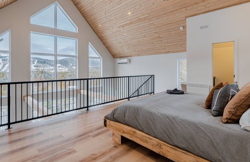 Saint Come Cabin | The Whistler Spa and Ski