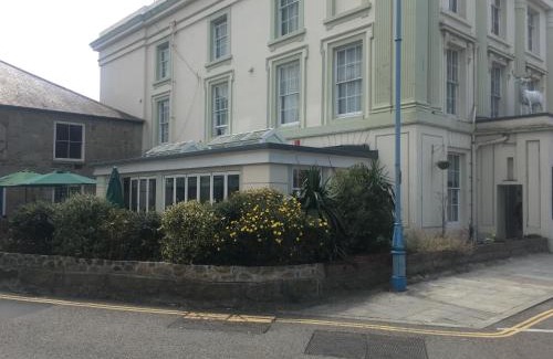 Hayle Hotel | The White Hart Hotel