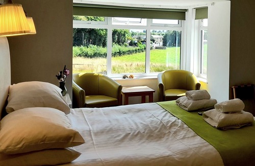 Penrith Bed & Breakfast | The White House Guest House