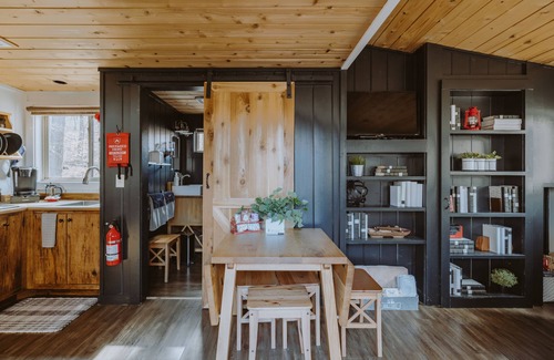 Laurelville Cabin | The White Oak Treehouse | Hocking Hills