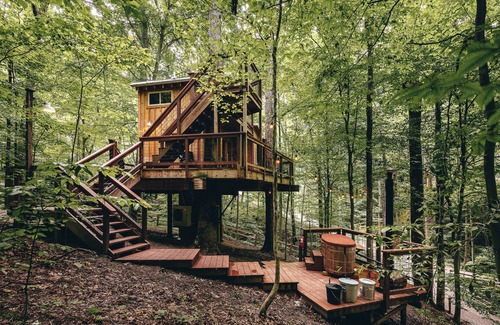 Laurelville Cabin | The White Oak Treehouse | Hocking Hills