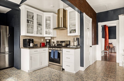 South Redlands House | The whole group will be comfortable in this spacious and unique space.