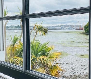 Torpoint Hotel | The Wilcove Inn