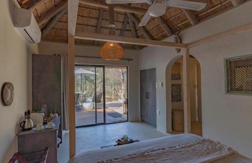 Maruleng Cabin | The Wild Blue Lodge SAFARI & SPA