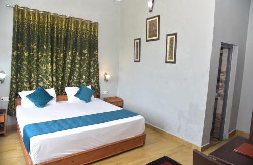 Mukteshwar Resort | The Wild Cliff