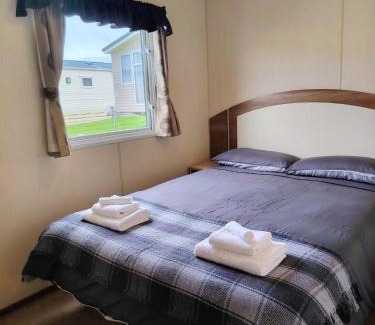 Eyemouth House | The Willow Caravan Holiday Home