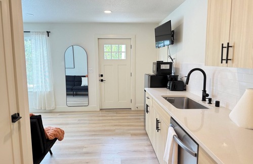 Minnehaha Apartment | The Willow Stay