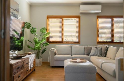 Ocean Grove House | The Willows Coastal Retreat in Old Ocean Grove