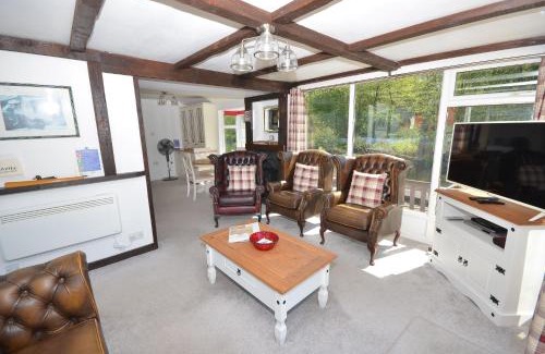 Horning House | The Willows in the center of the village in Horning