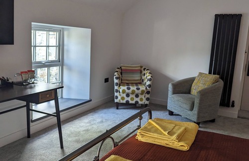 Wolf's Castle Hotel | The Wolfe Inn Wolfscastle