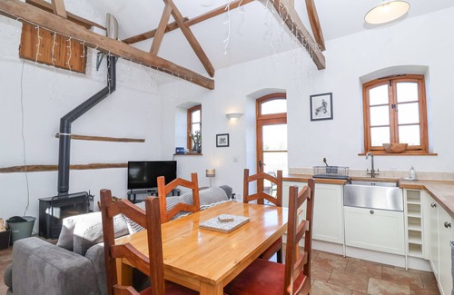 Kingston St Mary Cottage | THE YARDE ANNEXE, pet friendly, character holiday cottage in Taunton