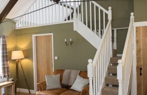 Garn Fadryn House | The Ynys Lodge