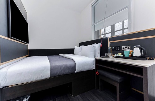 Soho Hotel | The Z Hotel Tottenham Court Road