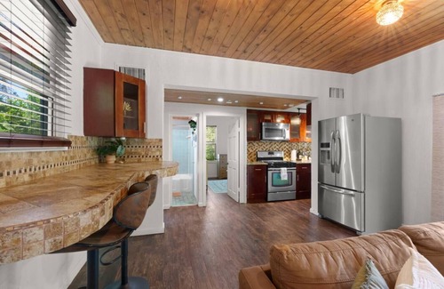 Delray Beach Apartment | The Zen Beach House – Your Tranquil Escape in Delray Beach