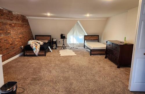 West Side Hostel | The Zen Hostel