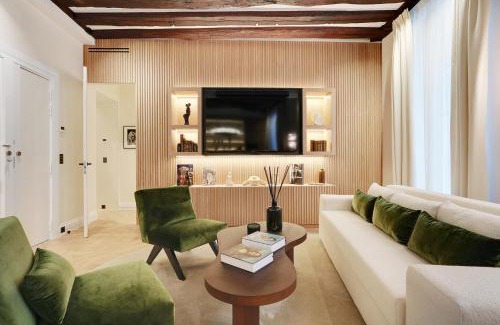 6th Arrondissement Apartment | TheLander - Serviced Apartment in Saint-Germain-des-Prés