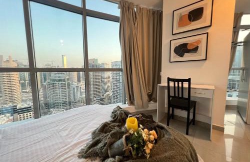 Dubai Marina Apartment | ThePenthouse Coliving I