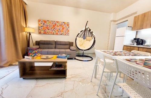 Old Town Apartment | Thess Cozy Home