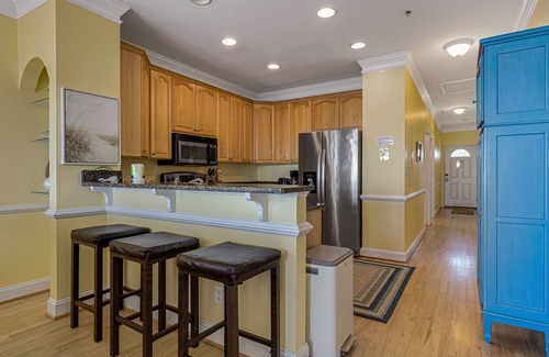Folly Beach Villa | Third-floor condo with views of the ocean & shared pool