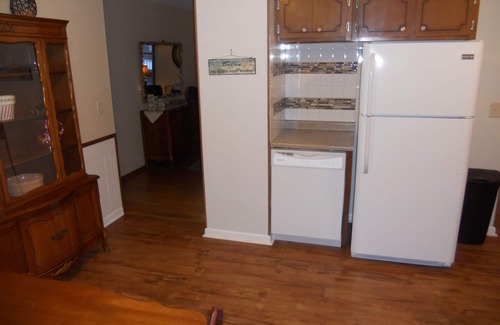 Rockford House | This 4 BR Home With A Great Game Room Is Located Close To Shopping And Dining