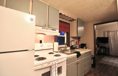 Rockaway Beach Apartment | This apartment is a 1 bedroom(s), 1 bathrooms, located in Rockaway Beach, OR.