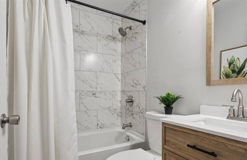 Hampton Apartment | This apartment is a 0 bedroom(s), 1 bathrooms, located in Hampton, VA.