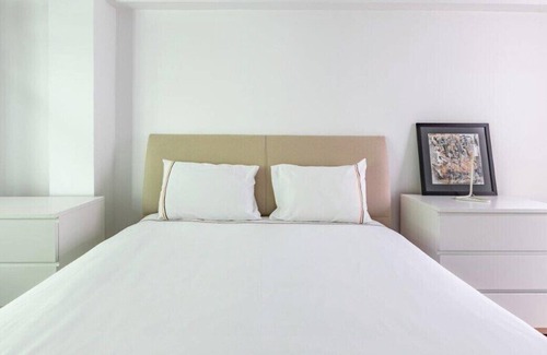 Bebek Apartment | This apartment is a 2 bedroom(s), 1 bathrooms, located in Beşiktaş, İstanbul.