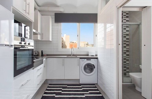 La Bordeta Apartment | This apartment is a 2 bedroom(s), 1 bathrooms, located in Barcelona, Catalunya.