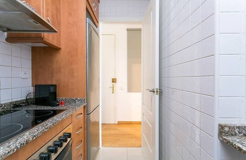 La Bordeta Apartment | This apartment is a 2 bedroom(s), 1 bathrooms, located in Barcelona, Catalunya.