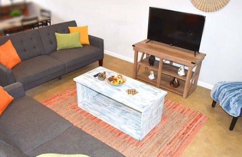 MLK University Apartment | This apartment is a 1 bedroom(s), 1 bathrooms, located in Chattanooga, TN.