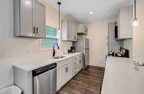 Clarksville Apartment | This apartment is a 2 bedroom(s), 2.5 bathrooms, located in Clarksville, TN.