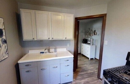 Indianapolis Apartment | This apartment is a 1 bedroom(s), 1 bathrooms, located in Indianapolis, IN.