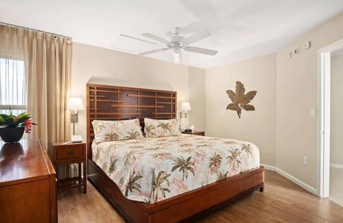 Marco Island Resort | This charming resort is in enchanting Marco Island with AC, WiFi, and 2 TVs