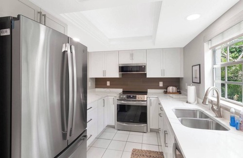 Englewood Condo | This condominium is a 2 bedroom(s), 2 bathrooms, located in Englewood, FL.