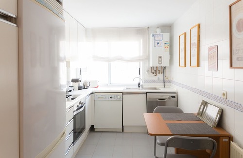 Hortaleza Apartment | This cozy 100 sq. meter apartment offers you high-end quality and comfort