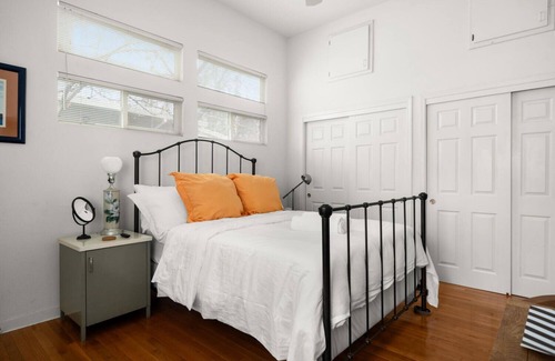Chico House | This guest house is a 0 bedroom(s), 1 bathrooms, located in Chico, CA.