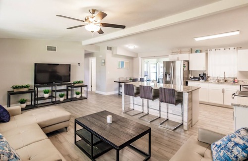 Villas House | This home is in the heart of Fort Myers, placing you close to everything!